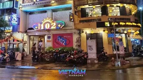 ホーチミン 102 KTV · 写真 2/6