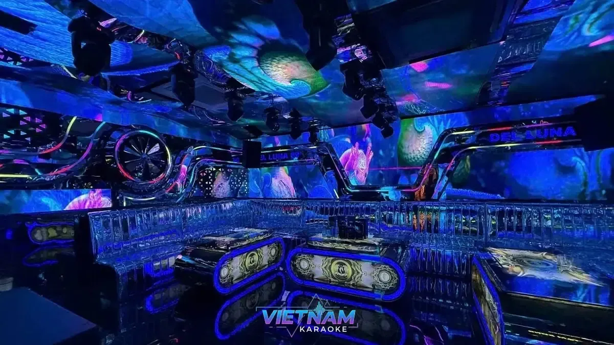 ホーチミン デルーナ KTV · 写真 1/6