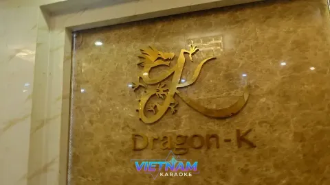 ホーチミン ドラゴンK KTV · 写真 4/6