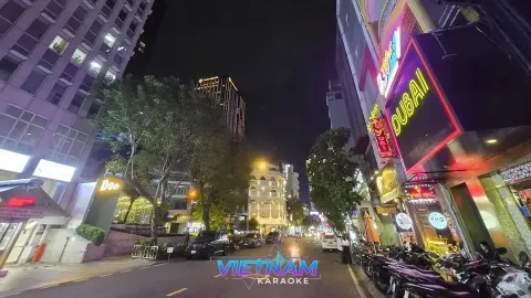 ホーチミン ドバイ KTV · 写真 3/6