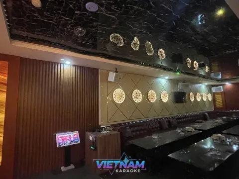 胡志明 Public KTV